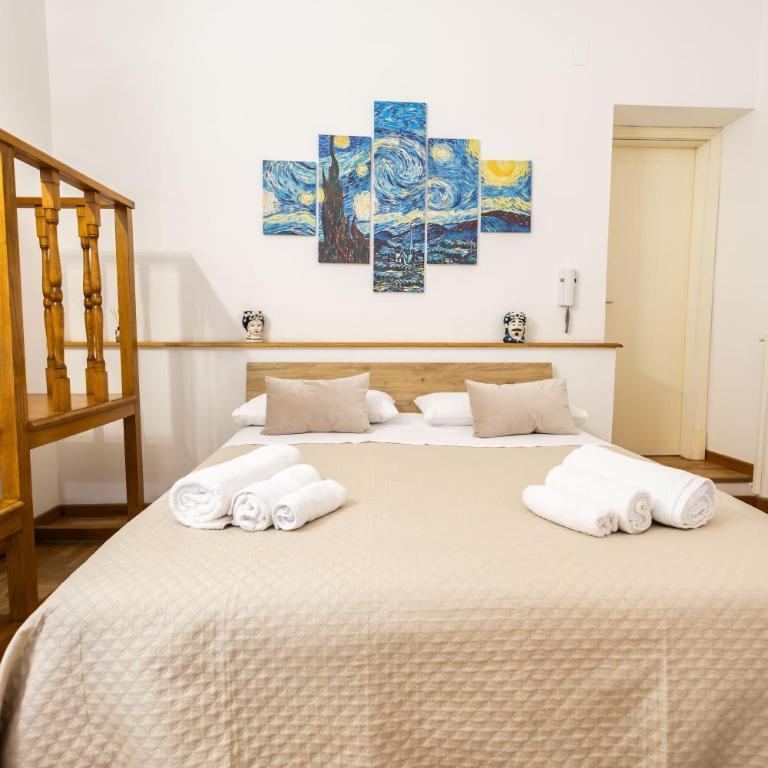 Noble Suite - Two-Bedroom House - 33