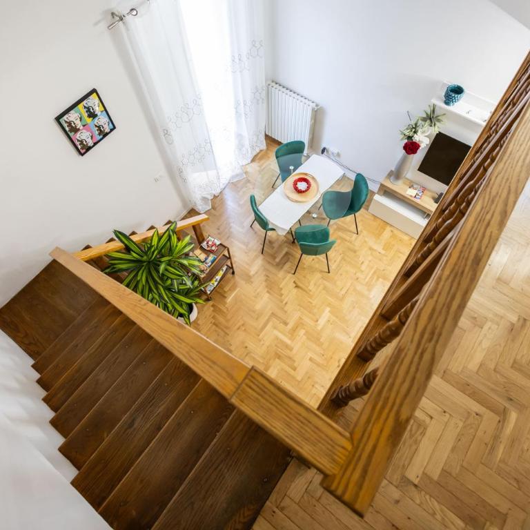 Noble Suite - Two-Bedroom House - 42
