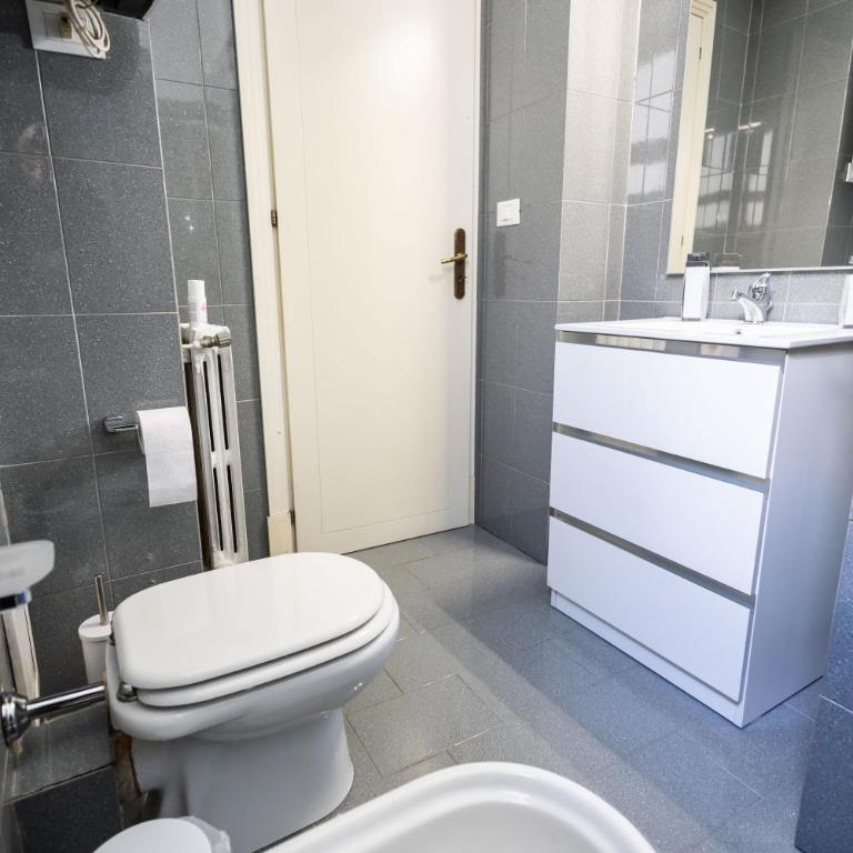 Noble Suite - Two-Bedroom House - 52