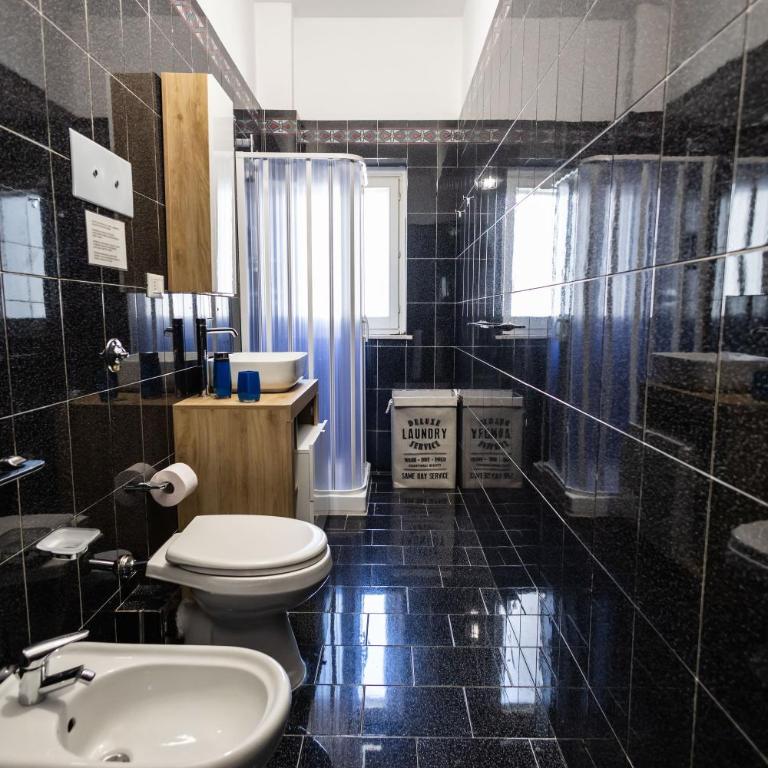 Noble Suite - Two-Bedroom House - 67