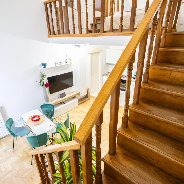 Noble Suite - Two-Bedroom House - 61
