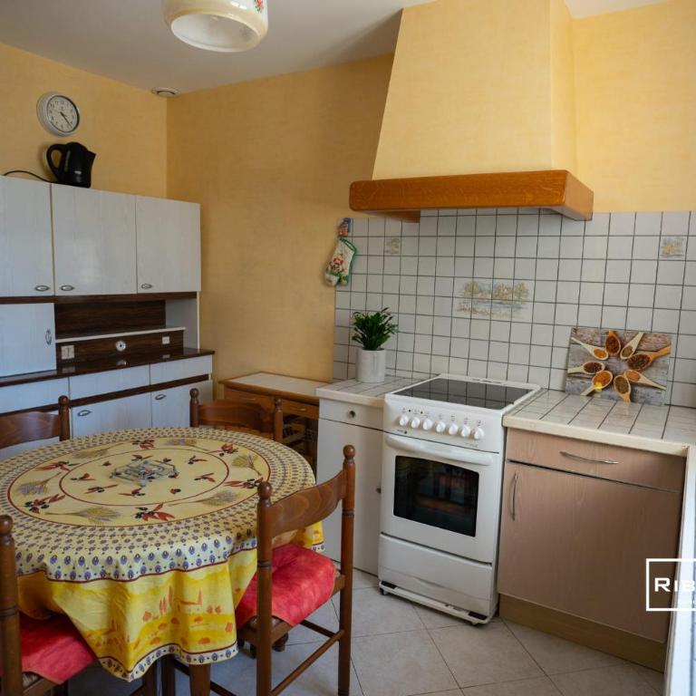 Riboleys - Maison avec clim et grand jardin - Maison 1 Chambre - 2