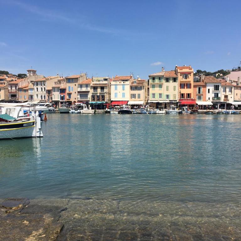 Large private garden, quiet 2-bedroom apartment, air conditioning, wifi, parking - Appartement - 78