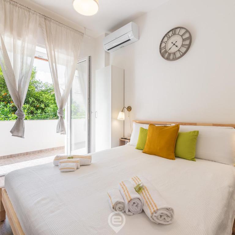 Monteverdi Apartments - Studio 2 - Monolocale con Balcone - 4
