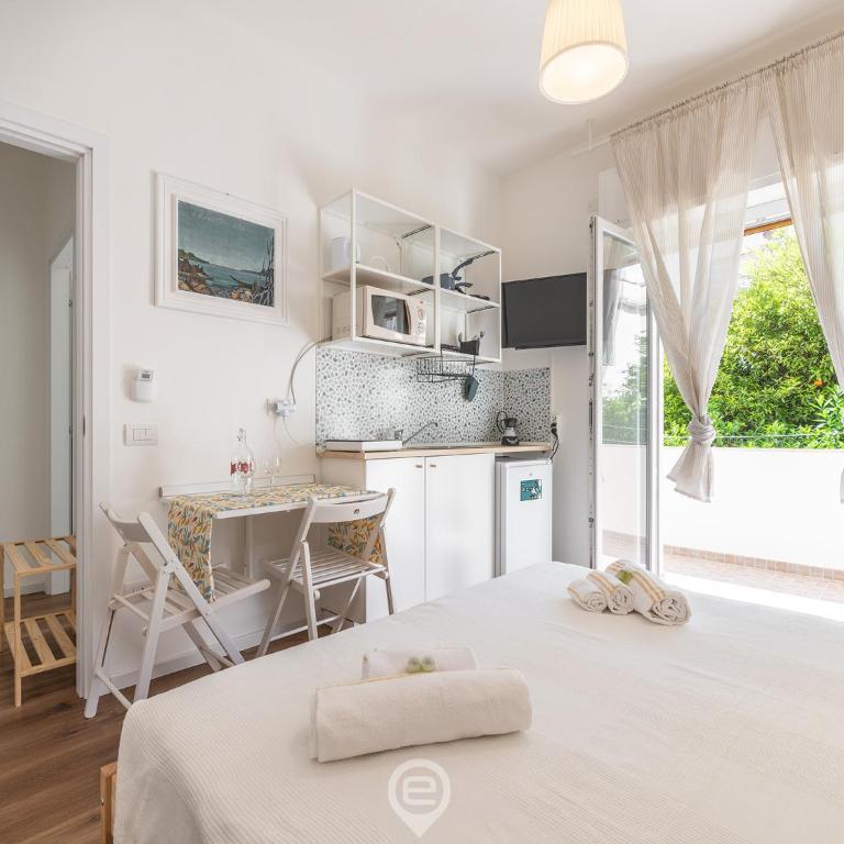 Monteverdi Apartments - Studio 2 - Monolocale con Balcone - 3