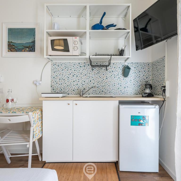 Monteverdi Apartments - Studio 2 - Monolocale con Balcone - 10