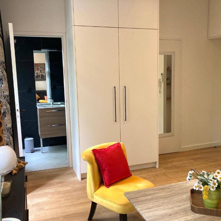 Studio Luxine - 2 personnes - Vue sur le Canal du Midi - Studio Apartment with Balcony - 9