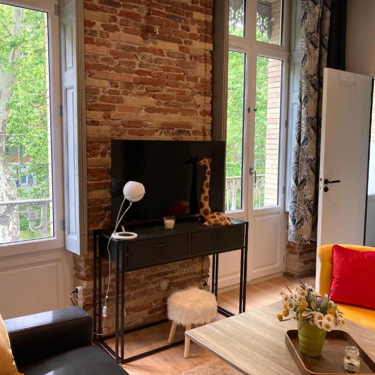 Studio Luxine - 2 personnes - Vue sur le Canal du Midi - Studio Apartment with Balcony - 14