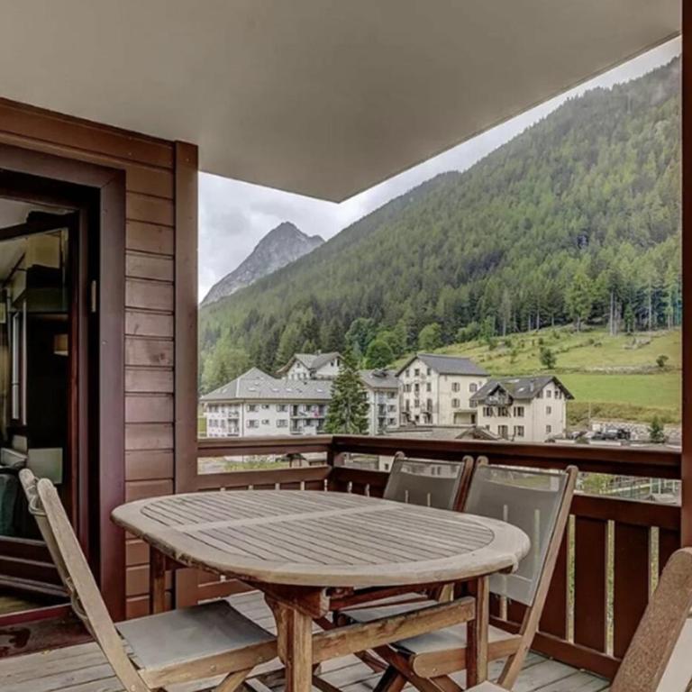 Charming Apartment Chamonix Valley - SKI IN SKI OUT - - Appartement 3 Chambres - 5