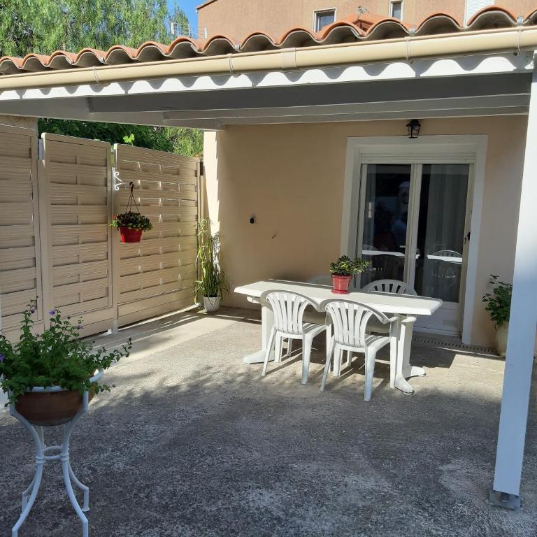 Maisonnette avec pergola - Apartment mit 1 Schlafzimmer - 1