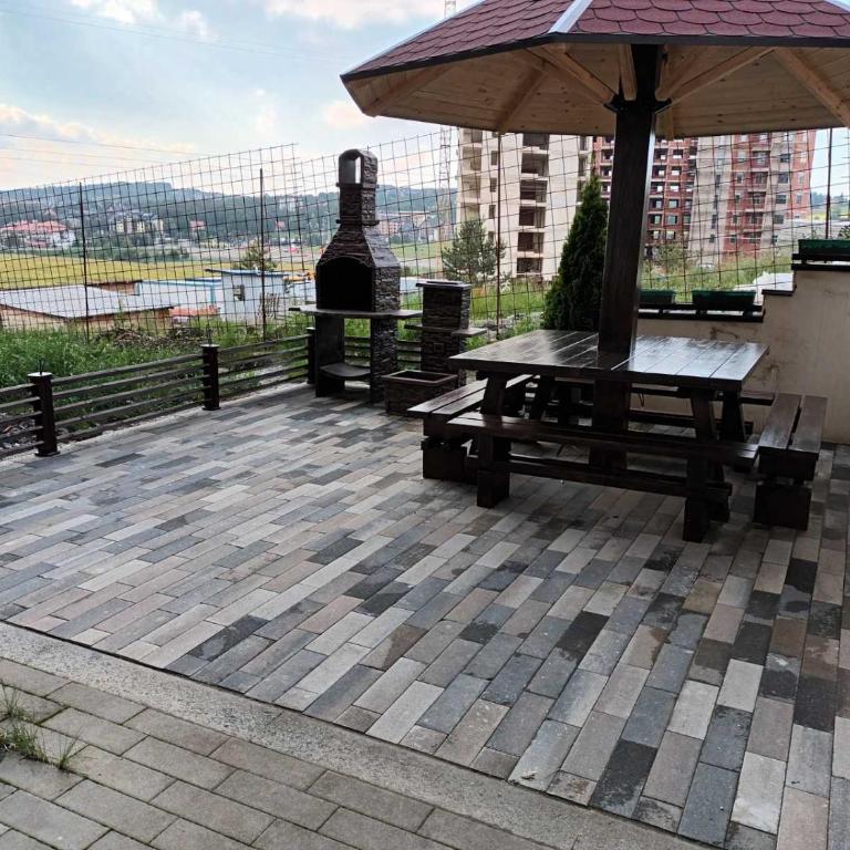 Apartman sa dvorištem Modesty Apartment Zlatibor - Apartment - 3