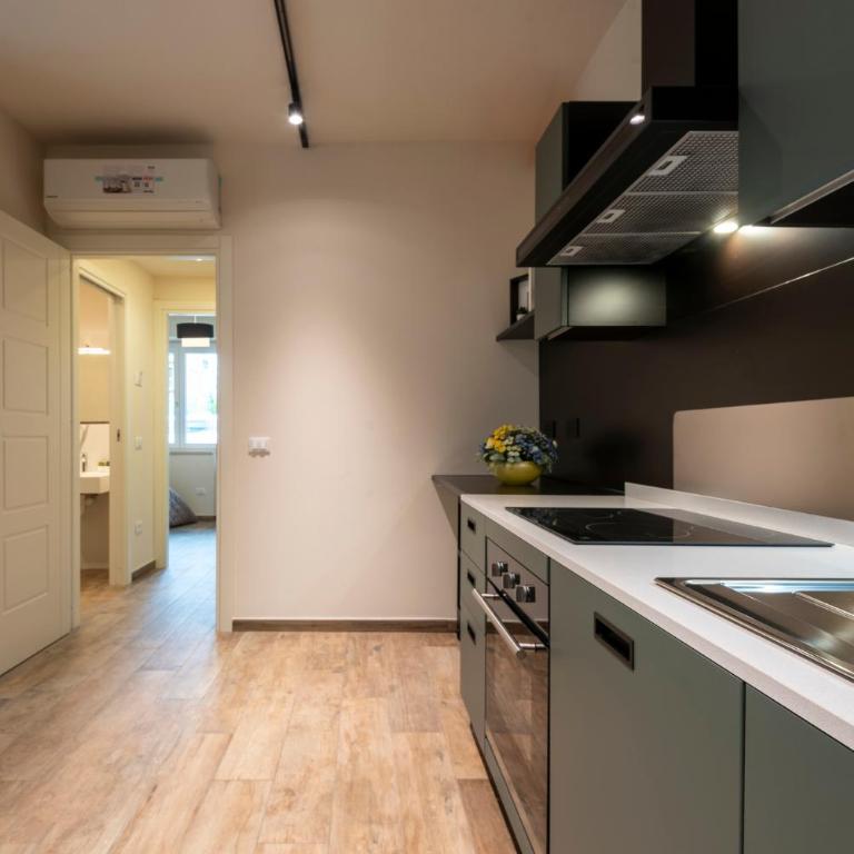 IARSERA rooms and apartment - Camera Familiare con Bagno Privato - 9
