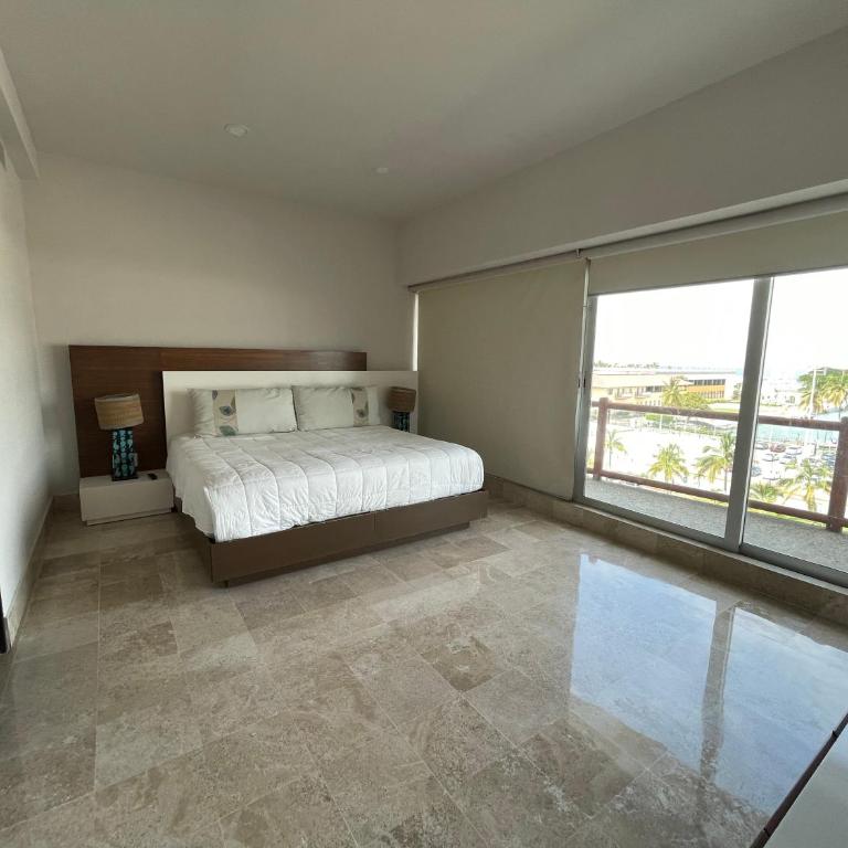 Condominio Deck 12 - Apartment with Sea View - 10