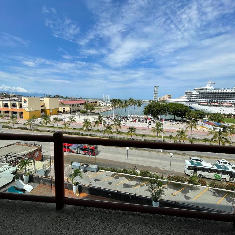 Condominio Deck 12 - Apartment with Sea View - 2