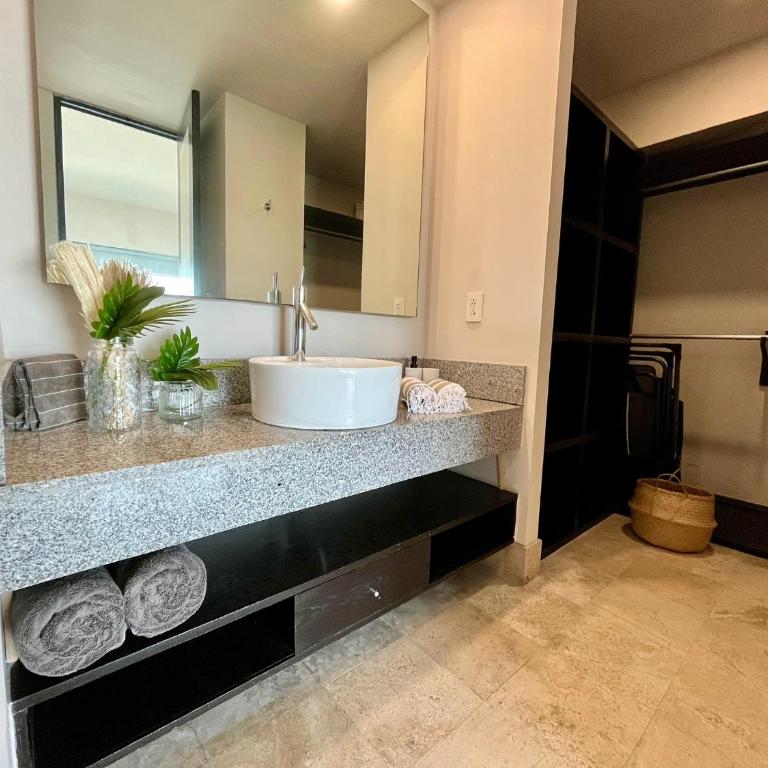 Condominio Deck 12 - Apartment with Sea View - 10