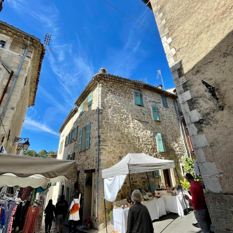 Valbonne Village - Rue Bermond - Two-Bedroom House - 14
