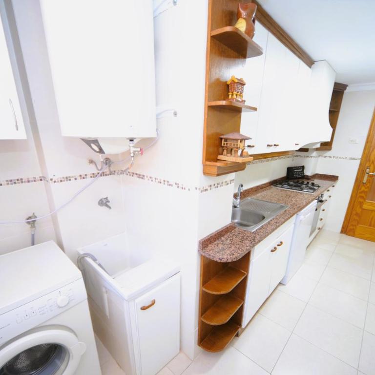 Heliopolis vista mar Orangecosta - Three-Bedroom Apartment - 5