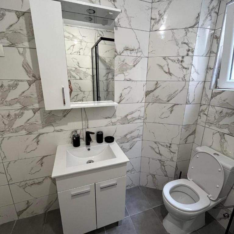 Nikolić Apartmani - Apartman sa 2 Spavaće Sobe - 6