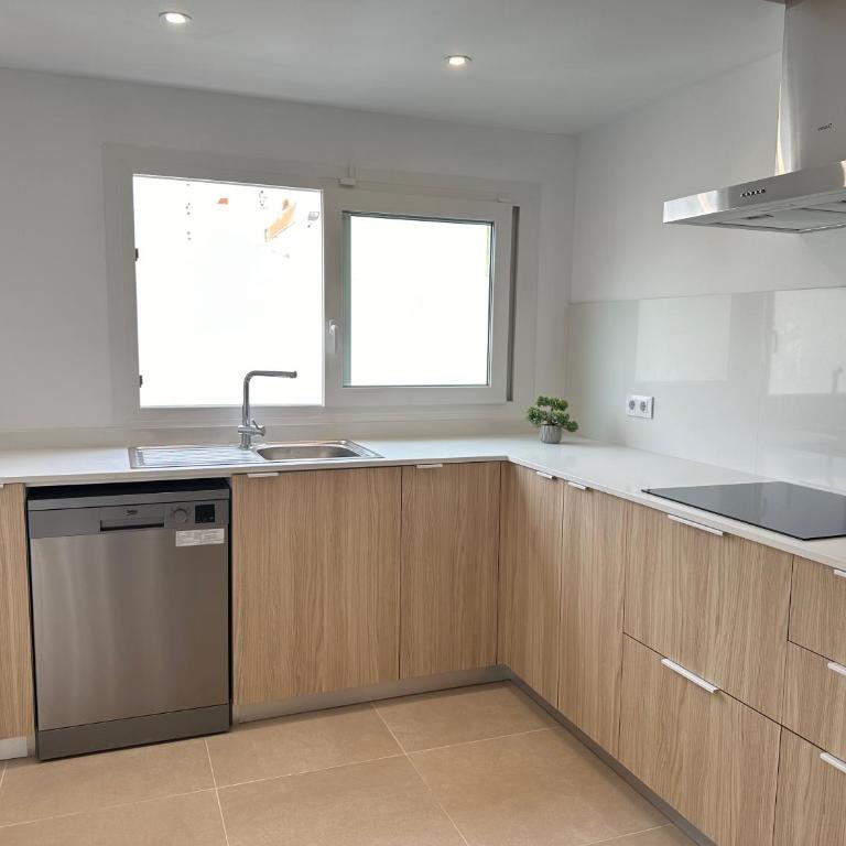Agi Arago Apartments - Two-Bedroom Apartment - 20