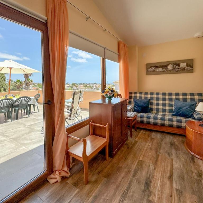 La AMISTAD Apartamento en Chalet con piscina compartida - Two-Bedroom Apartment - 19