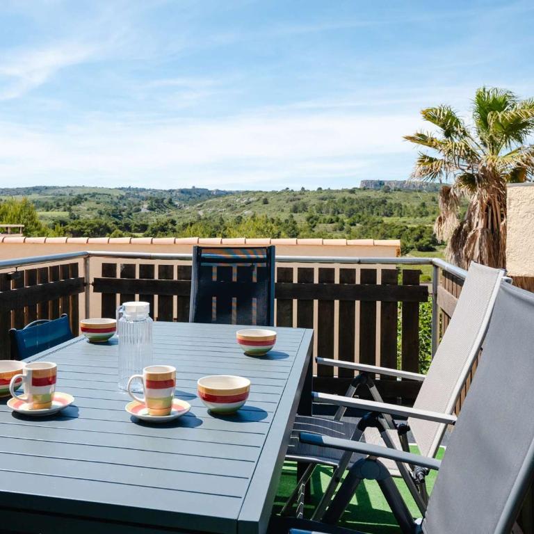 Pavillon confortable à Narbonne-Plage avec piscine et parking privés - FR-1-409-203 - Villa - 1