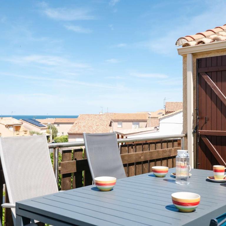 Pavillon confortable à Narbonne-Plage avec piscine et parking privés - FR-1-409-203 - Villa - 11