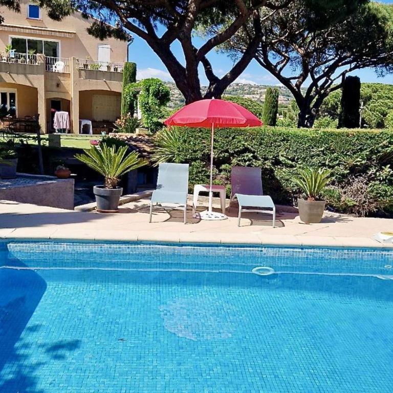 Sainte Maxime Sémaphore : Haut de Villa T4, Piscine, Terrasse, Clim, Proche Mer - FR-1-226-531 - Apartment - 23