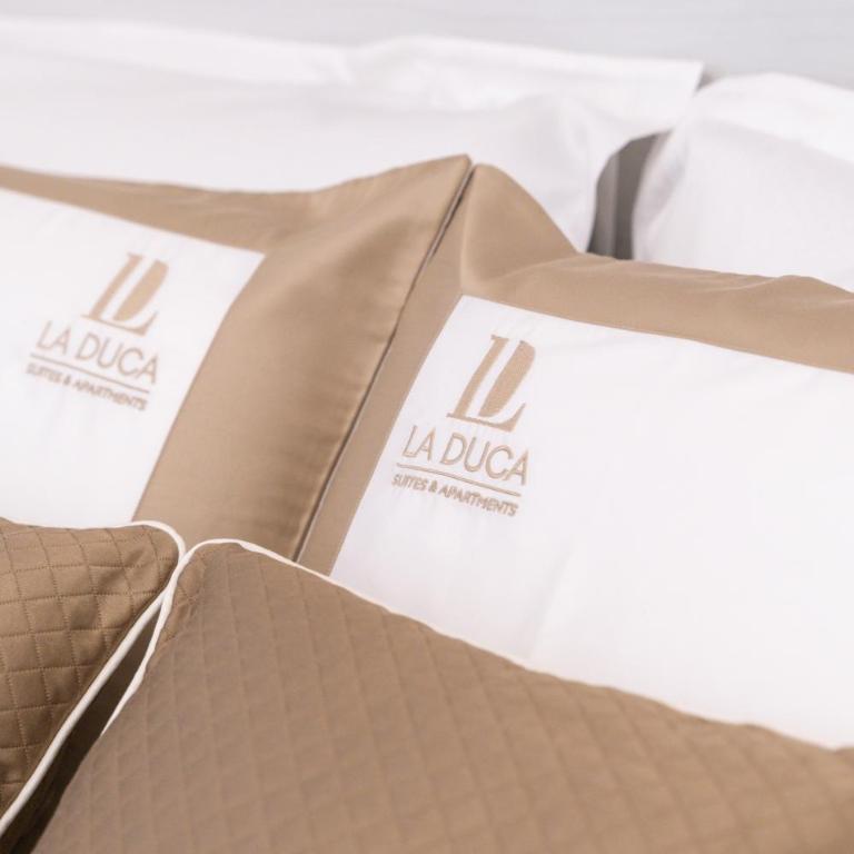 La Duca Suites & Apartments - Deluxe Double Room with Balcony - 15