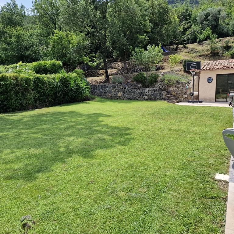 Great location and stunning views - Villa - 5