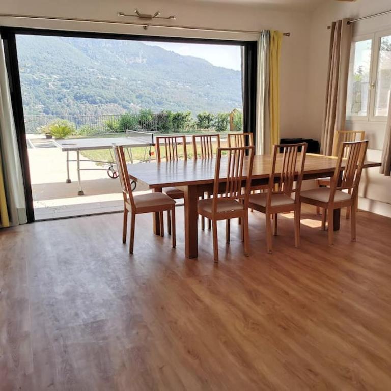 Great location and stunning views - Villa - 39