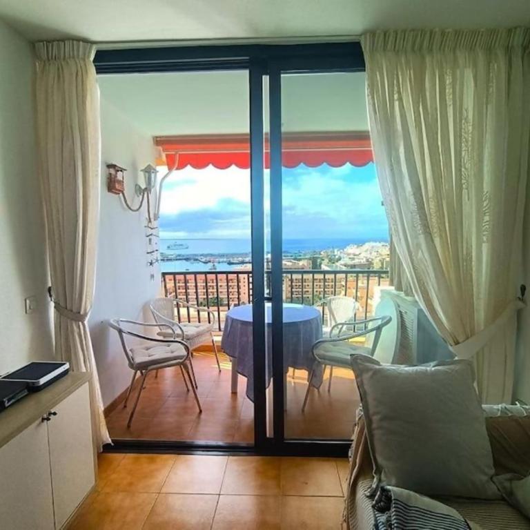 Apartamento vista mar en Los Cristianos ACH125 - Apartamento de 2 dormitorios - 3