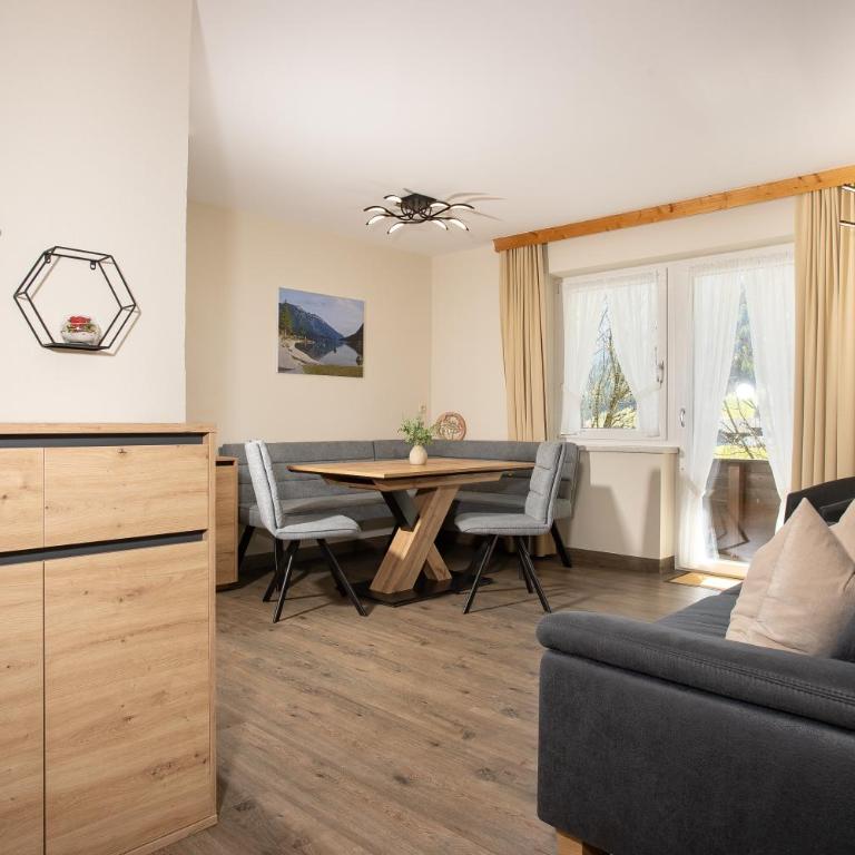 Appart Lechner - Comfort Apartment mit 2 Schlafzimmern und Balkon - 2