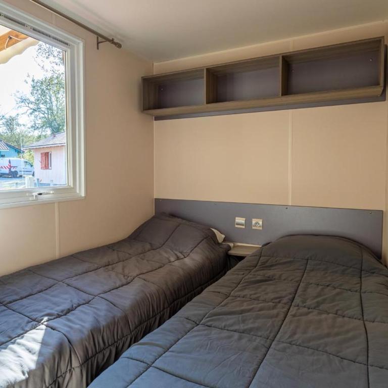 Camping Nature L'Airial - Mobile Home 3 Chambres Confort - 3