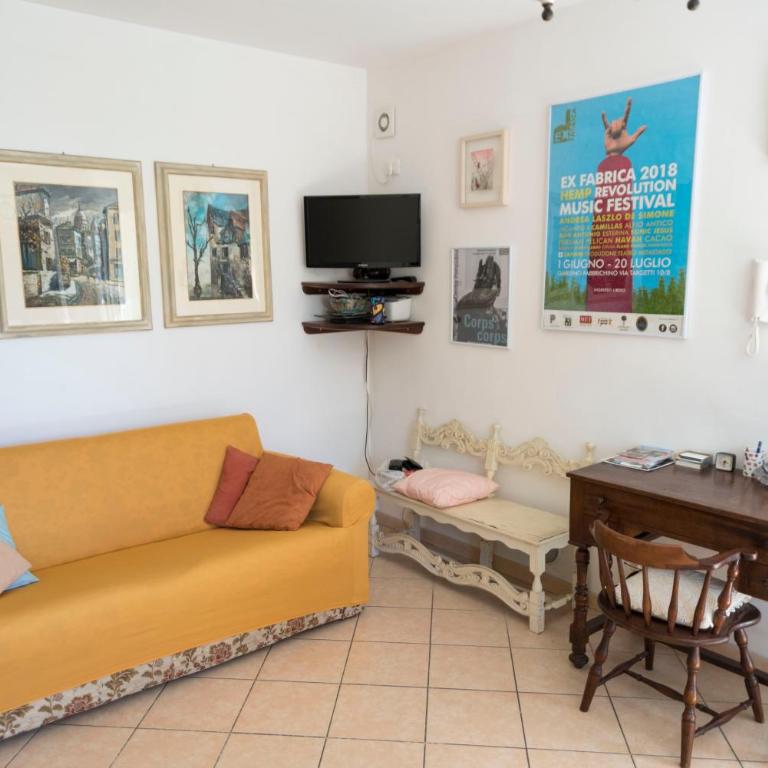 Casa Tiziana con ampio patio e parcheggio riservato - Appartamento con 2 Camere da Letto - 3