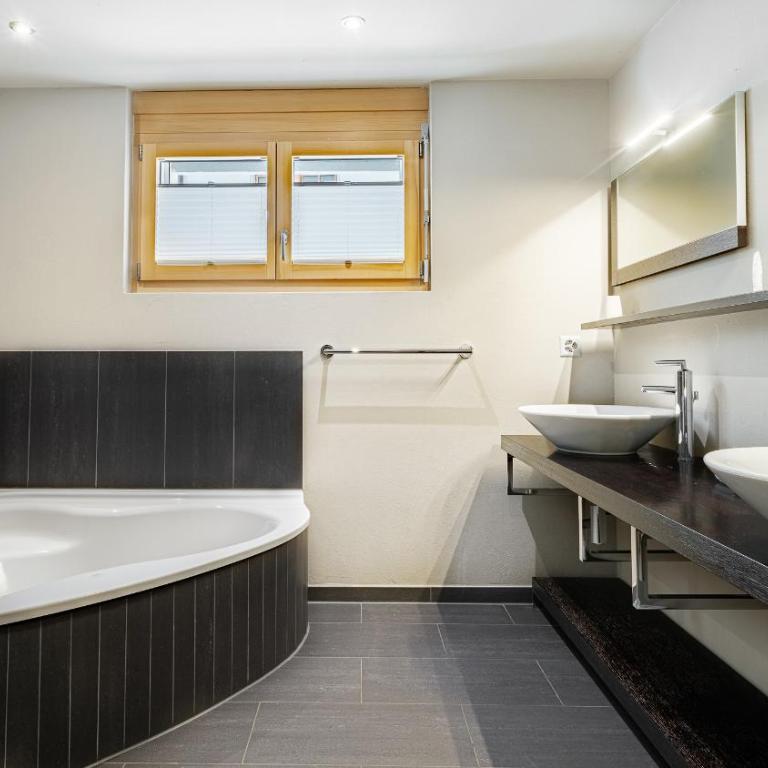 Casa Della Luce Apartments by Zermatt Premium Apartments - Luce 1 - Three-Bedroom Apartment (ground floor) - 9