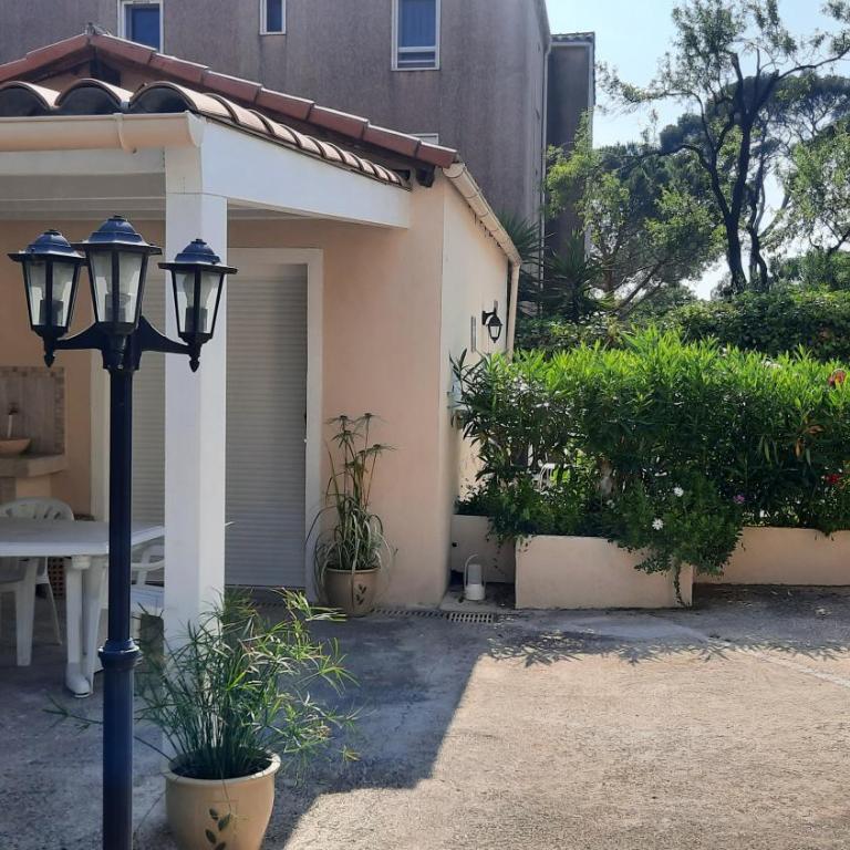 Maisonnette avec pergola - Apartment mit 1 Schlafzimmer - 16