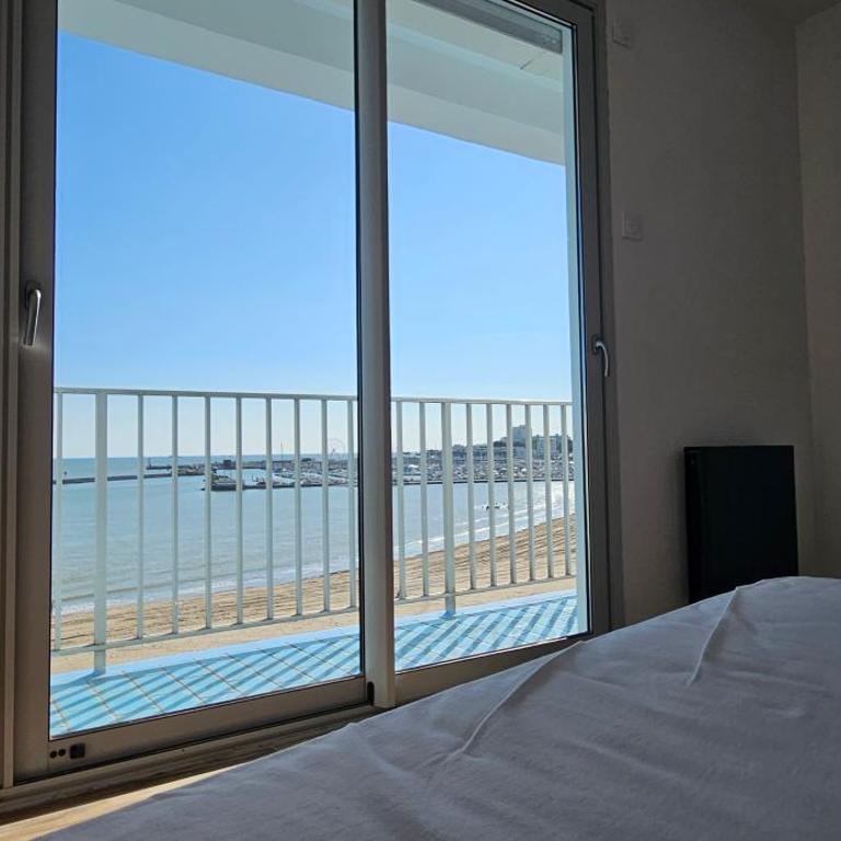 La Ligne Bleue - Appartement 2 Chambres avec Balcon et Vue sur la Mer - 7