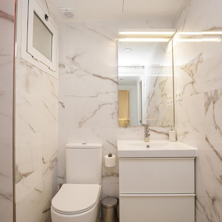 Apartamento de tres habitaciones en Girona - Apartamento - 18