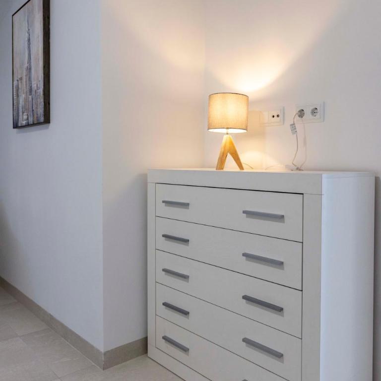 Alojamientos MarinDos - Apartamento de 2 dormitorios con balcón - 10