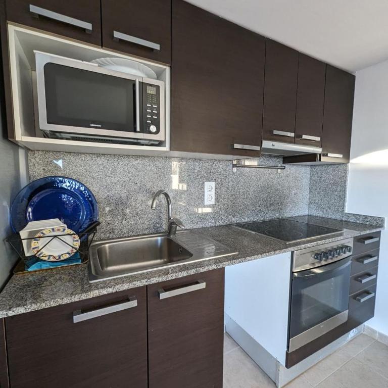 Apartamento en Roses vistas al canal - Two-Bedroom Apartment - 11