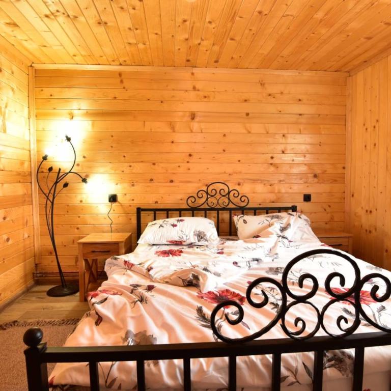 Kucica od drveta 1 - Two-Bedroom House - 66