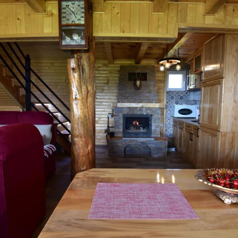 Kucica od drveta 1 - Two-Bedroom House - 42