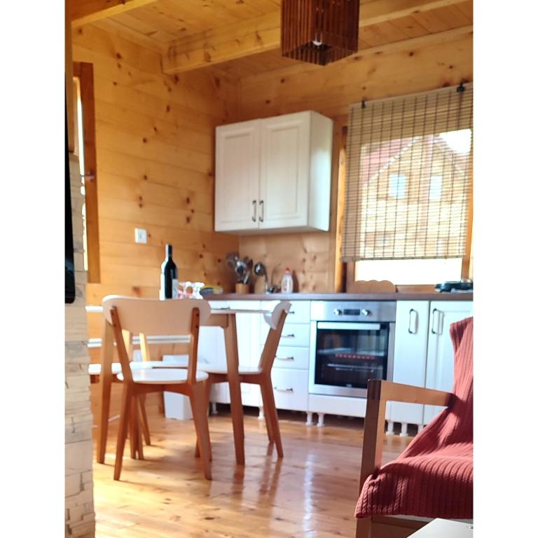 Estia - Two-Bedroom House - 14