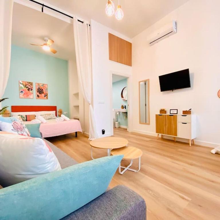Beautiful and Charming Loft in Russafa SOHO - One-Bedroom Apartment - 32