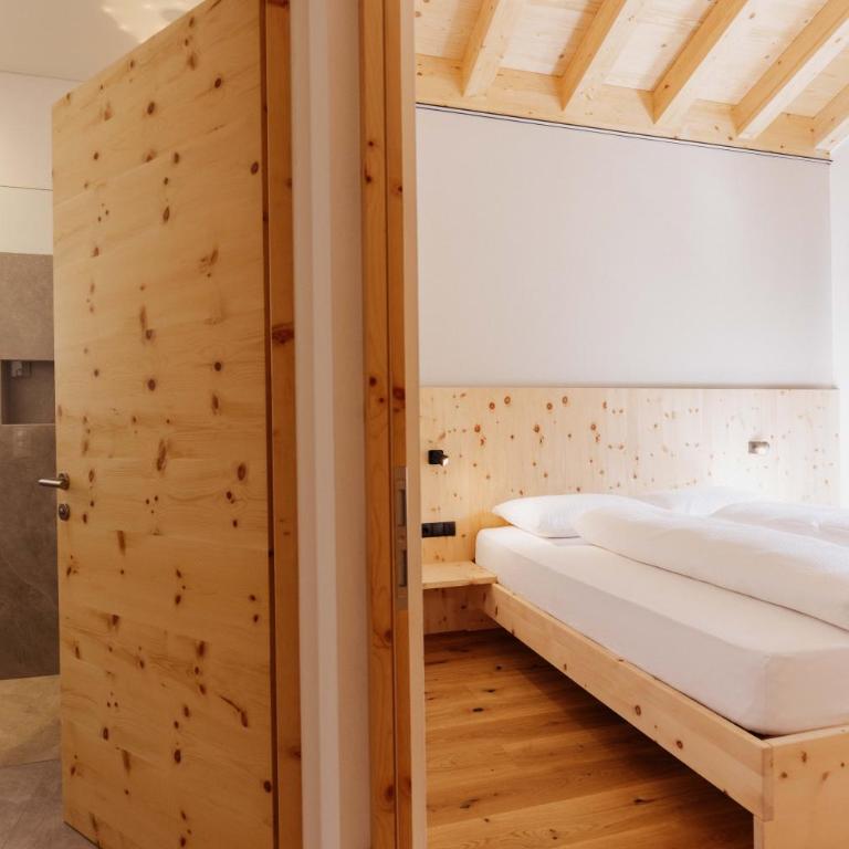 Fontenai - Three-Bedroom Apartment - 1