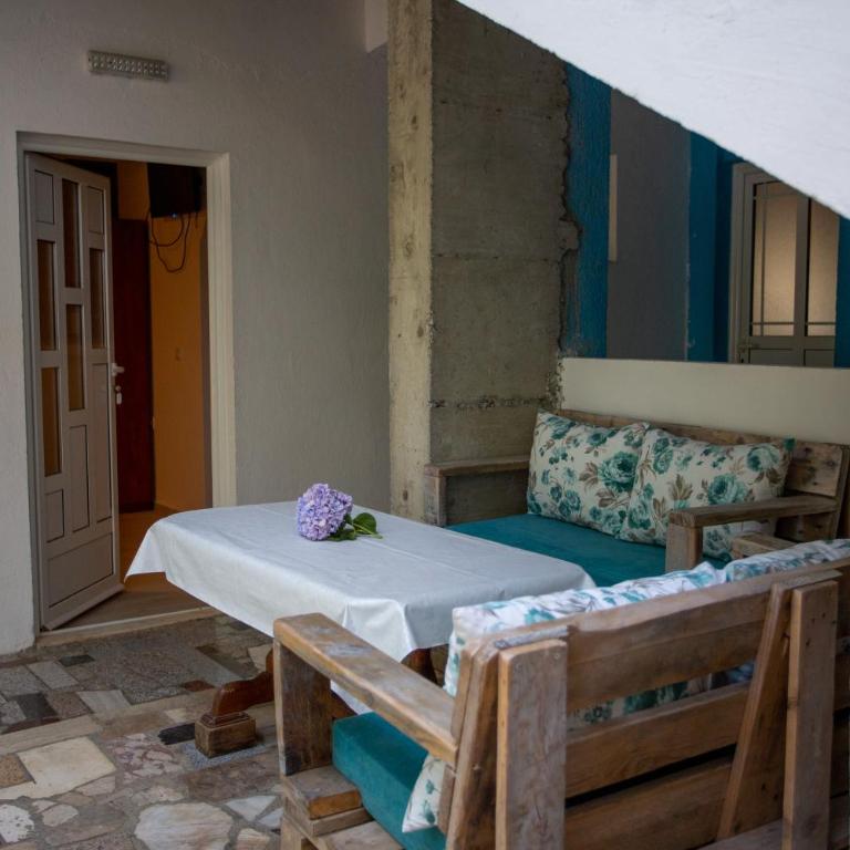 Sara Apartmani - Komfor Četvorokrevetna Soba - 1