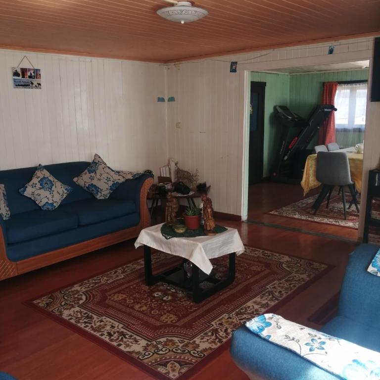 Amplia casa en Puerto Montt - Casa de 4 dormitorios - 2