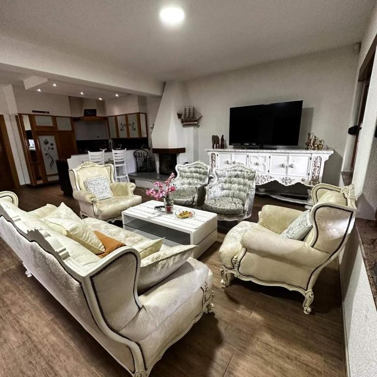 Holiday house "Villa Dalia" - Three-Bedroom House - 5