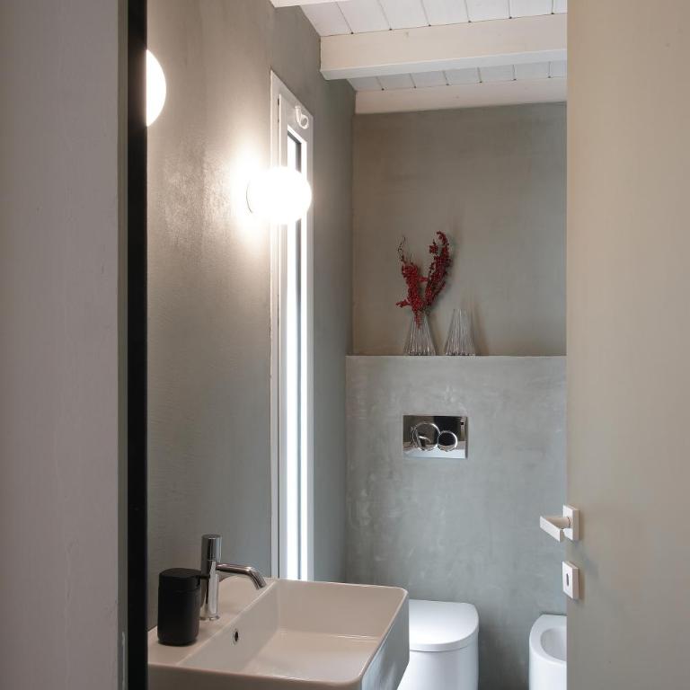 ISONZO SUITES - Camera King con Vasca Idromassaggio - 10
