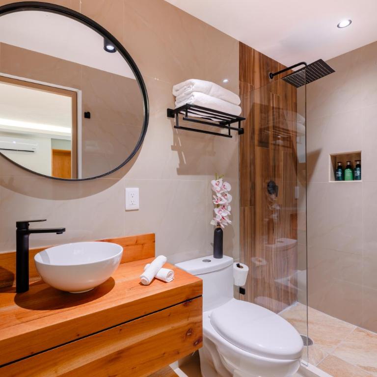 Coralia Boutique Hotel Cozumel - Suite con cama grande - 2